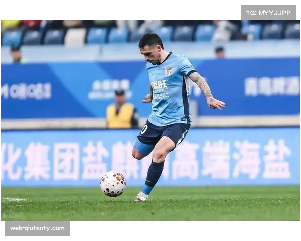 大连英博斯坦丘：回归10号位激活球队反击效率